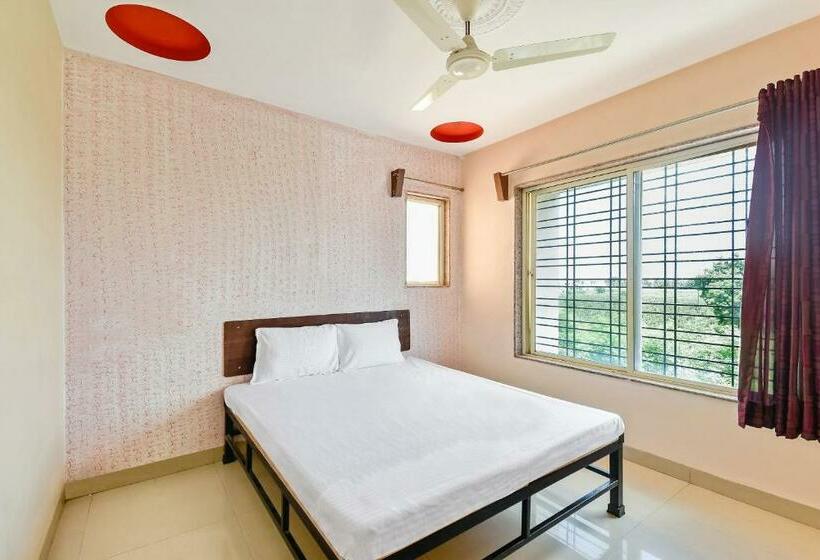 Номер Стандарт Трехместный, Spot On Hotel Sai Jeeva Residency