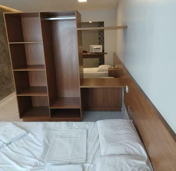 דירת חדר, Victory Flat Tambaú Br
