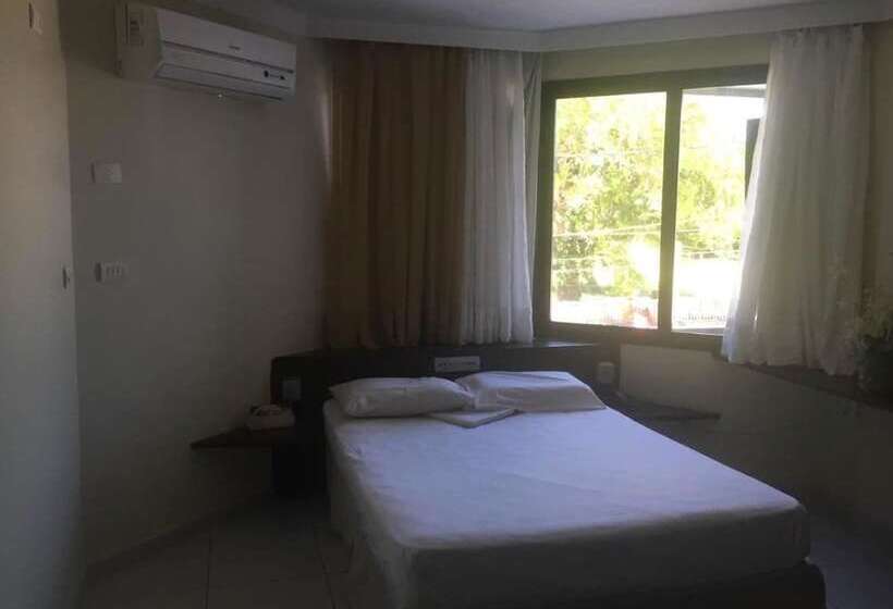 דירת חדר, Victory Flat Tambaú Br