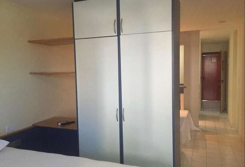 דירת חדר, Victory Flat Tambaú Br