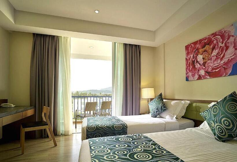 Номер Deluxe, Dayang Bay Resort Langkawi