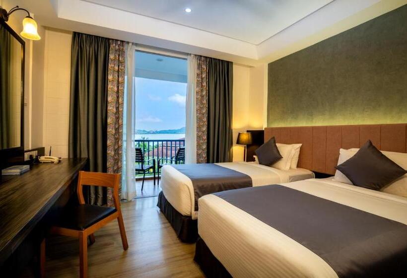 Номер Deluxe Вид на Море, Dayang Bay Resort Langkawi