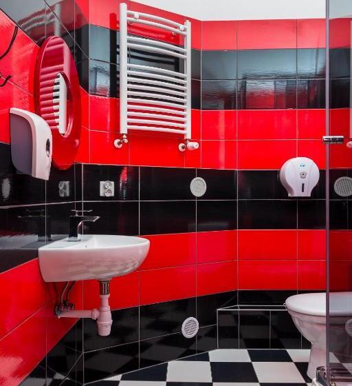 اتاق استاندارد, Retro Hostel
