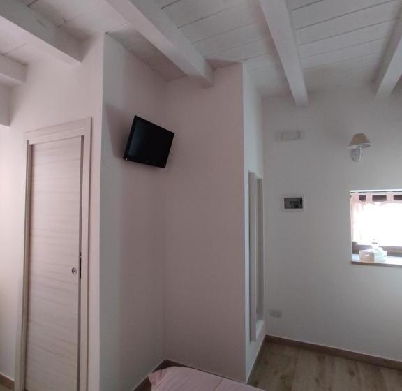 اتاق استاندارد, B&b La Maison Del Borgo Antico