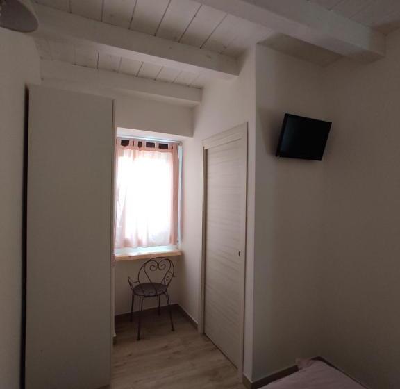 اتاق استاندارد, B&b La Maison Del Borgo Antico