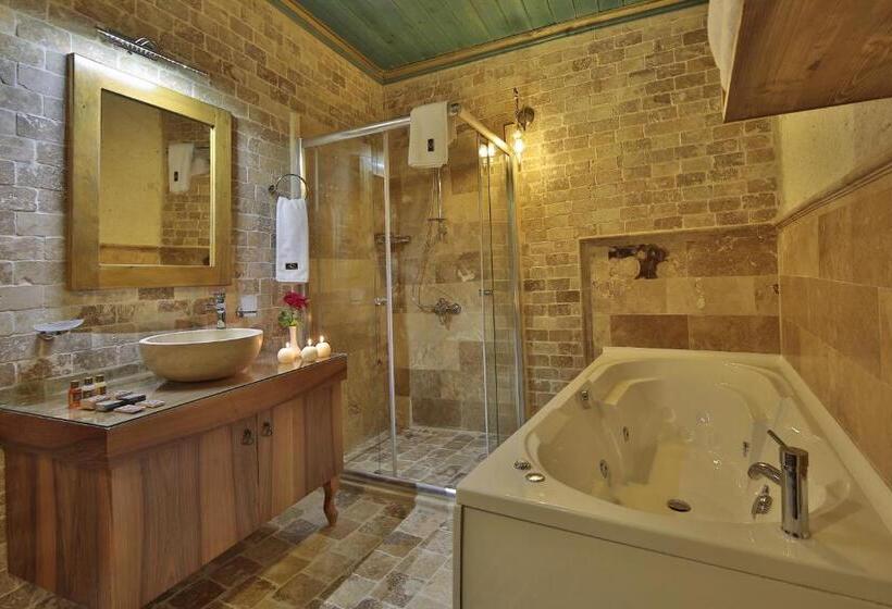 Люкс, Jacob S Cave Suites  Cappadocia