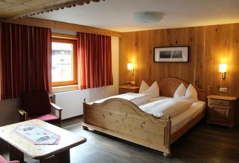 Апартаменты 2 Спальни, Berghof