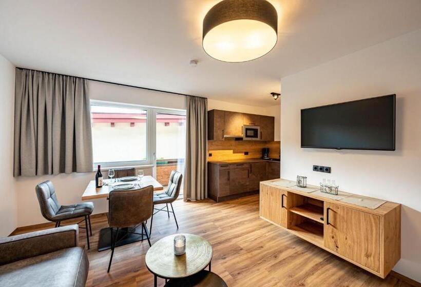 Апартаменты 1 Спальня с Балконом, Rustika   Appartements & Spa