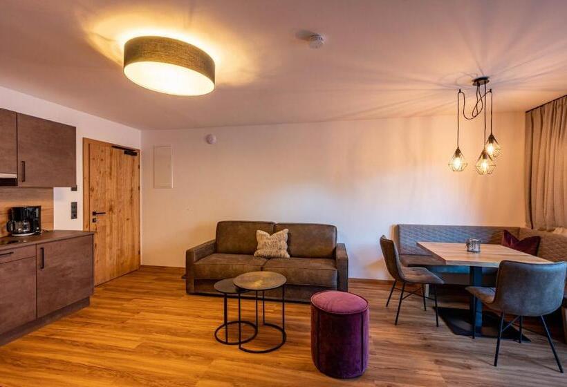 Апартаменты 1 Спальня с Балконом, Rustika   Appartements & Spa