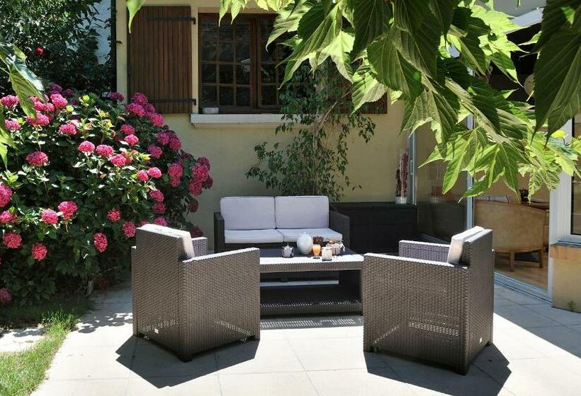 Номер Стандарт, Logis Hôtel Restaurant Le Vieux Fusil