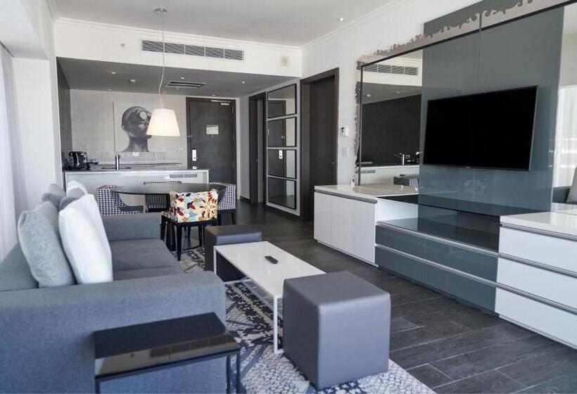 Люкс Вид на Город, Sortis Hotel, Spa & Casino, Autograph Collection