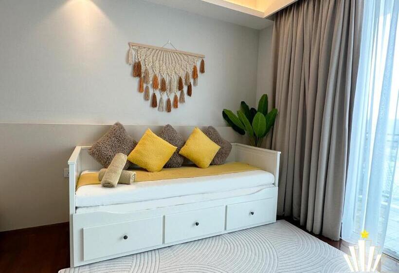 استودیو خانوادگی, The Shore Hotel & Residences By La Vista