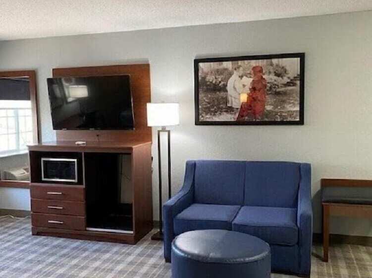 豪华套房, Americinn By Wyndham Williamsburg