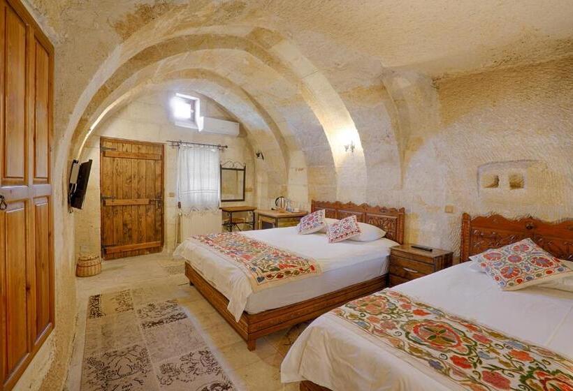 اتاق استاندارد سه نفره, Tulip Cave Suites