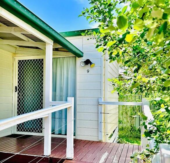 Номер Стандарт Трехместный, Country Way Motor Inn