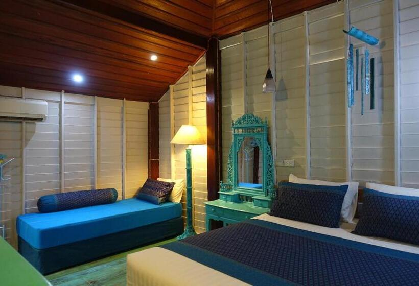 Family Suite, Baan Kiao