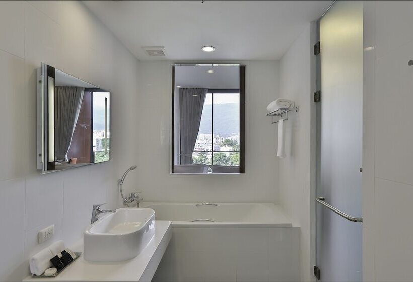 اتاق سوپریور, Eastin Tan Hotel Chiang Mai