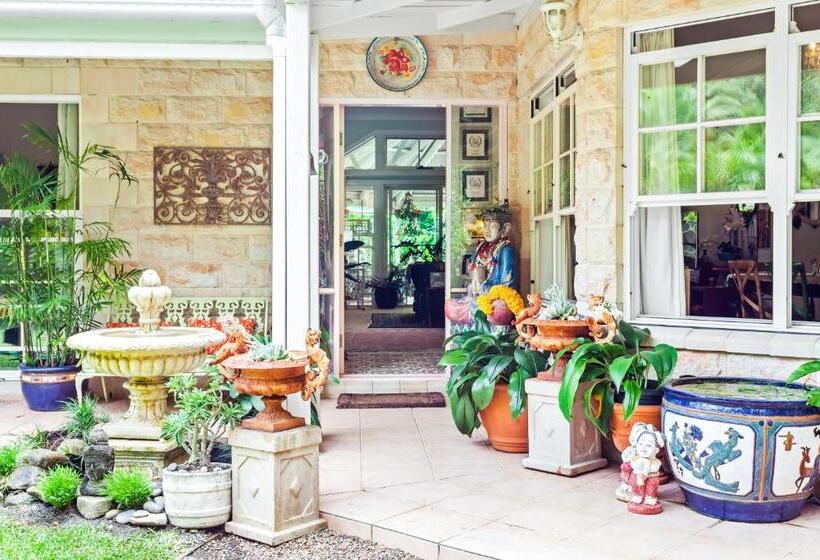חדר סטנדרט עם מיטת קינג, Noosa Valley Manor B&b