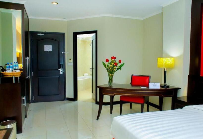 Номер Deluxe, Zurich Hotel Balikpapan