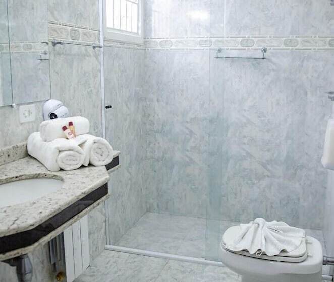Quarto Deluxe, Chateau Do Luar Prime Em Campos Do Jordao