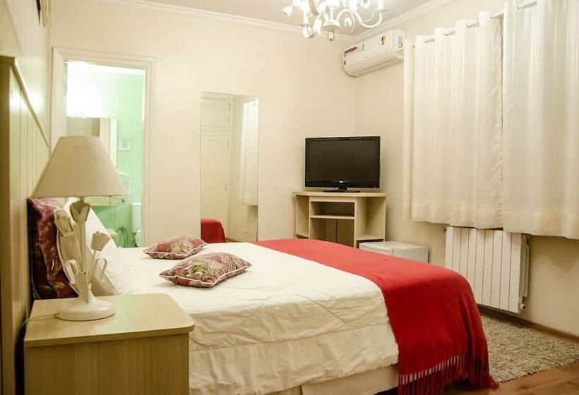 Quarto Familiar, Chateau Do Luar Prime Em Campos Do Jordao