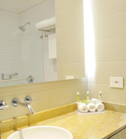 스탠다드 룸 더블 침대 2개, Holiday Inn Express & Suites Bogota Zona Financiera, An Ihg