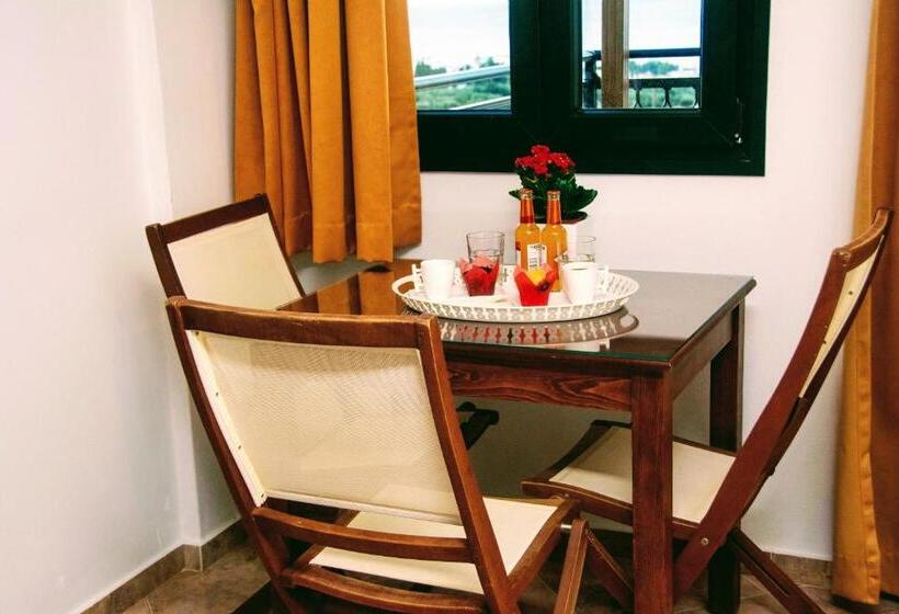Triple Room Sea View, Ippoliti Village