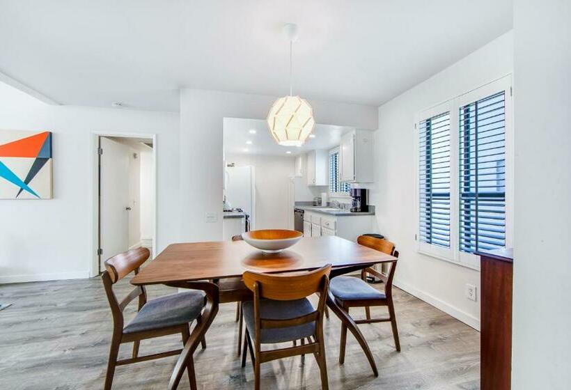 Huoneisto 3 Makuuhuonetta, Mountain View Modern Condo Permit# 4340