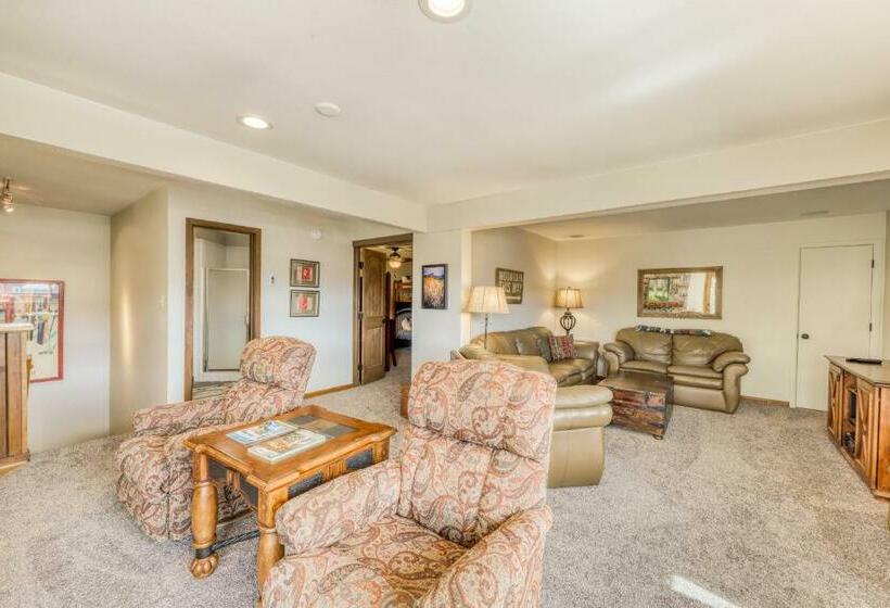 آپارتمان 2 خوابه, Beautiful Mountain View Condo