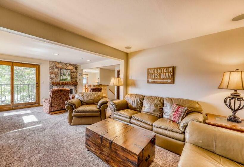 آپارتمان 2 خوابه, Beautiful Mountain View Condo