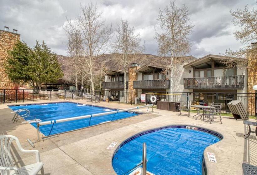 Студия Стандарт, 1 Bath Studio Apartment In Snowmass Village