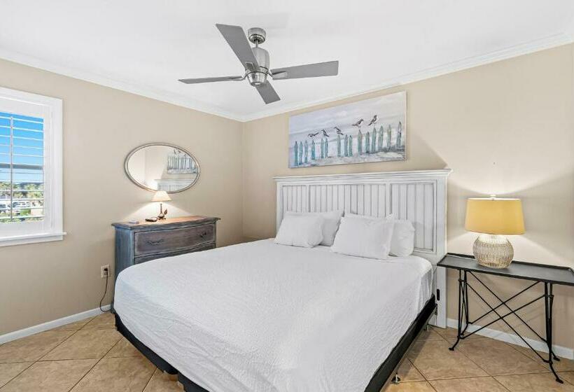 Апартаменты 1 Спальня, Beachwood Villas F 4
