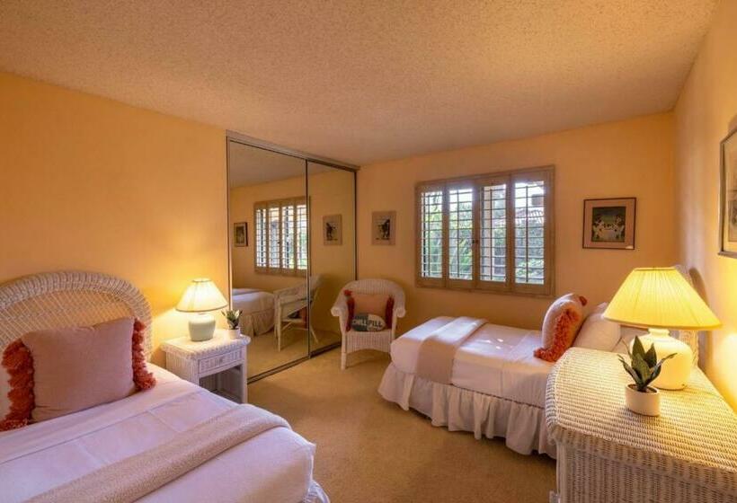 Апартаменты 3 Спальни, Palm Desert Charm Permit# Str2022 0119