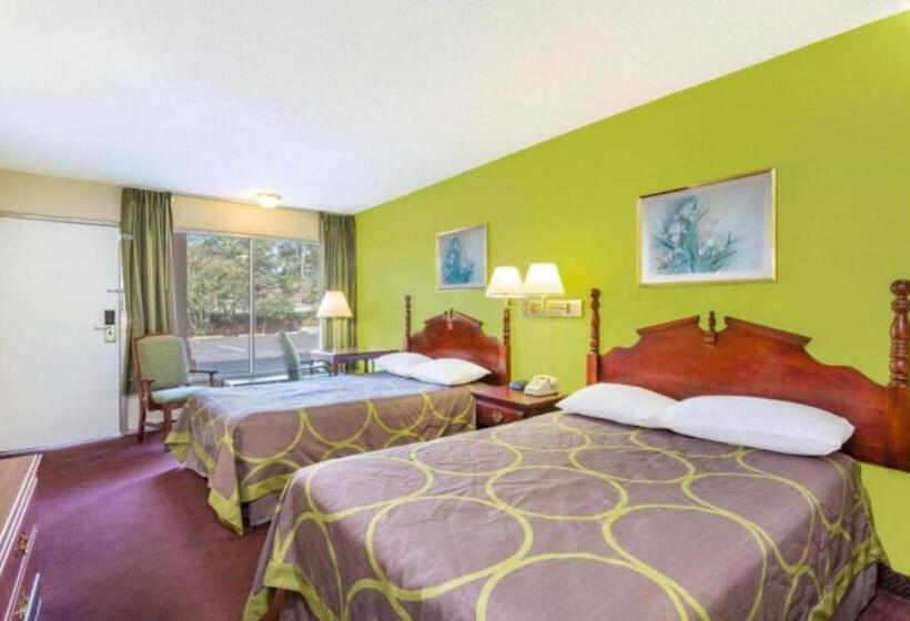 Номер Superior, Ashland Studio Inn Richmond North Near Kings Dominion  Listing Partner