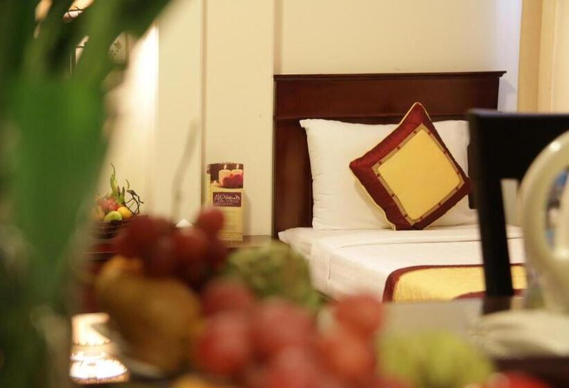 اتاق سوپریور, Valentine Luxury Hotel   31 Bui Vien Street