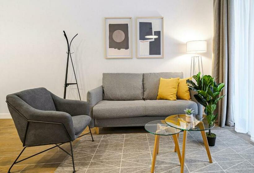 آپارتمان 1 خوابه همکف, Feelathome Castilla Apartments