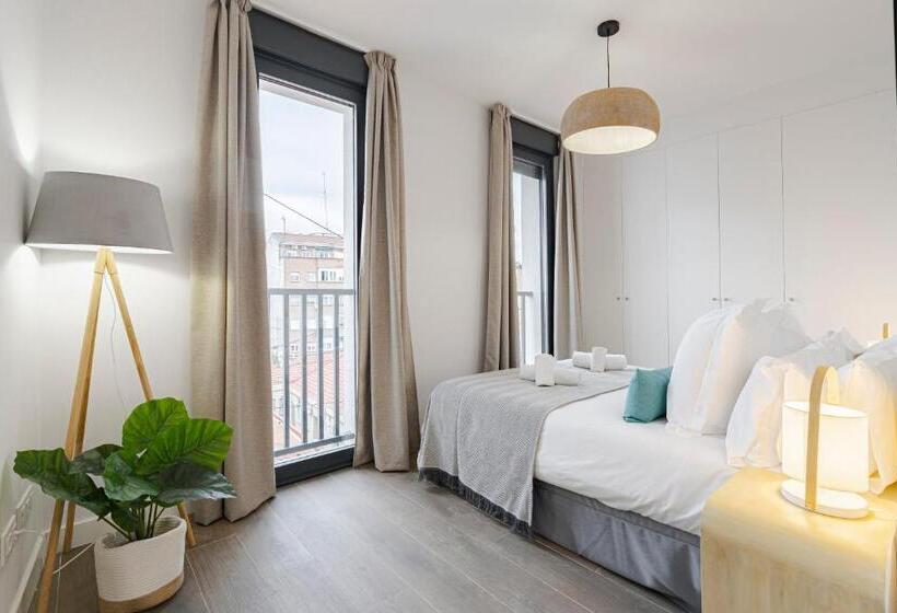 آپارتمان 1 خوابه با تراس, Feelathome Castilla Apartments