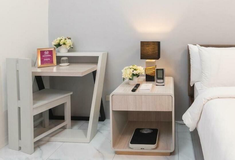 수피리어 룸, Monica Midtown Suites