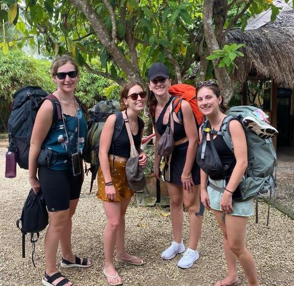 اتاق لوکس, Bohol Island Homestay