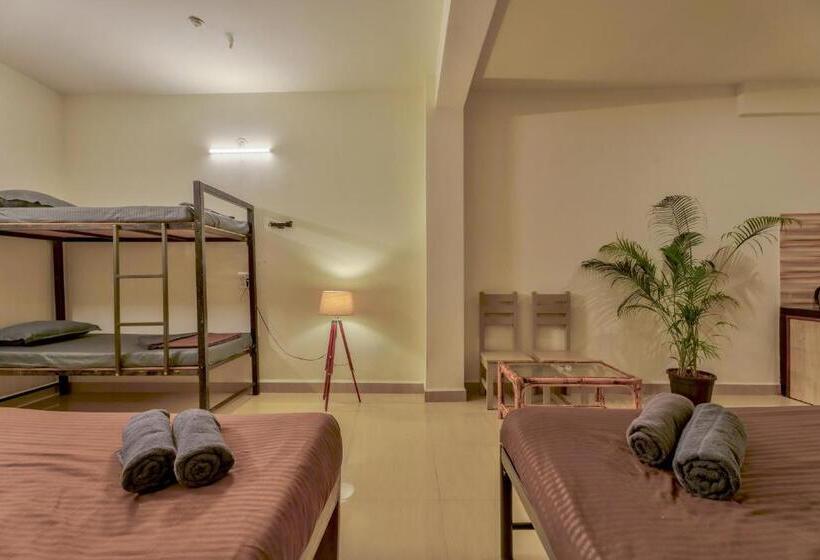 اتاق لوکس خانوادگی, Rosa Bella Resort Tbv