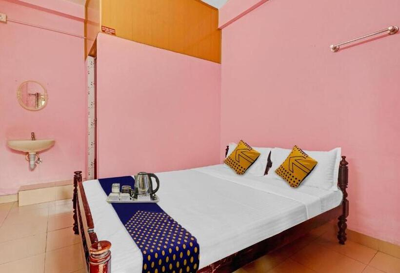 Трехместный Номер Классика, Spot On Jayesh Guest House
