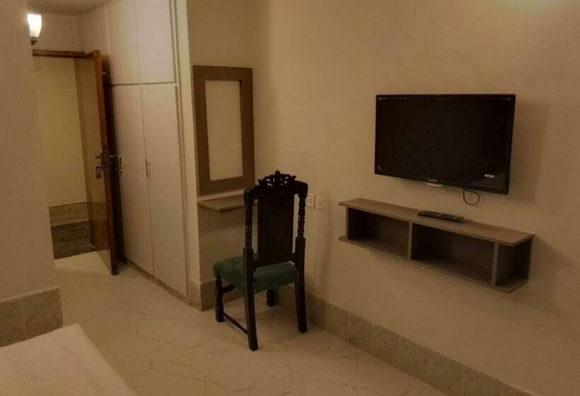 اتاق لوکس, Grand Heights