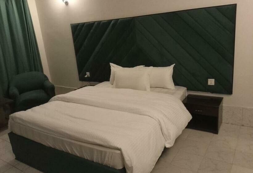 اتاق لوکس, Grand Heights