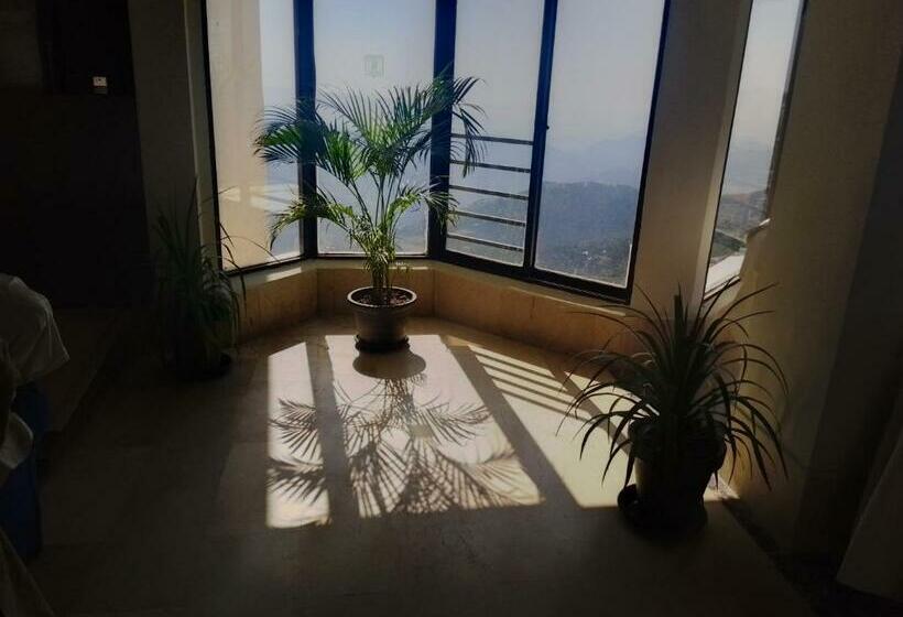 اتاق لوکس, Grand Heights