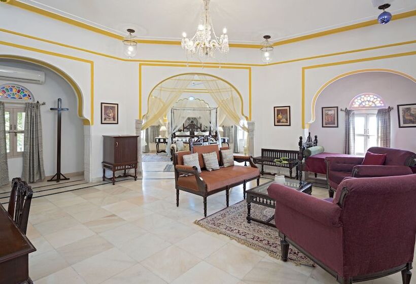디럭스 룸, Alsisar Mahal  Heritage
