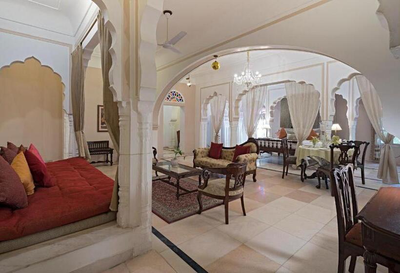 디럭스 룸, Alsisar Mahal  Heritage