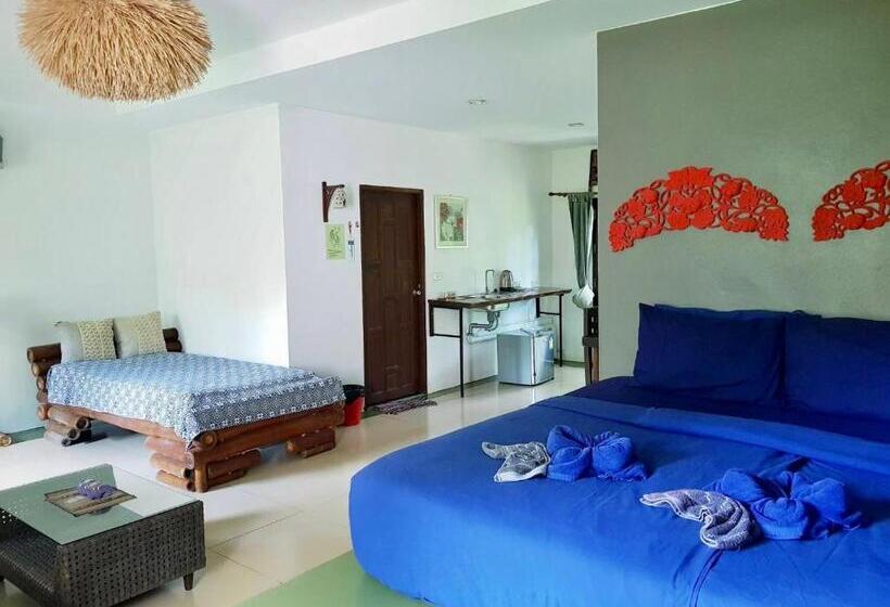 سوییت با چشم‌انداز باغ, Good Time Sports Village Koh Mak