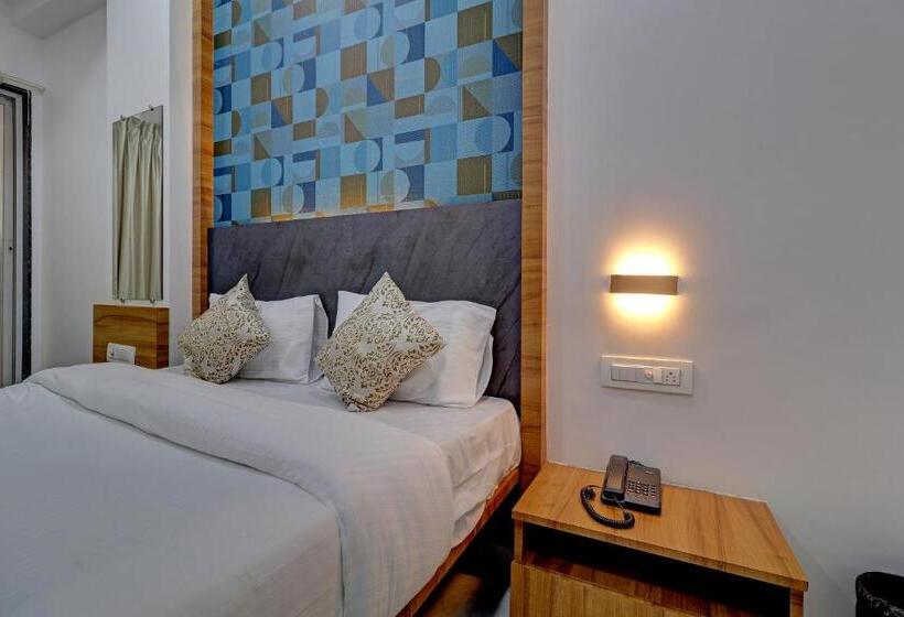 Номер Deluxe, Ivory Suites