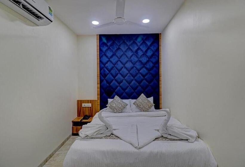 Люкс с Балконом, Ivory Suites