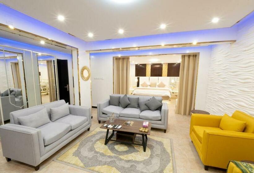 Люкс Кровать Кинг, المرجانة للوحدات السكنية
